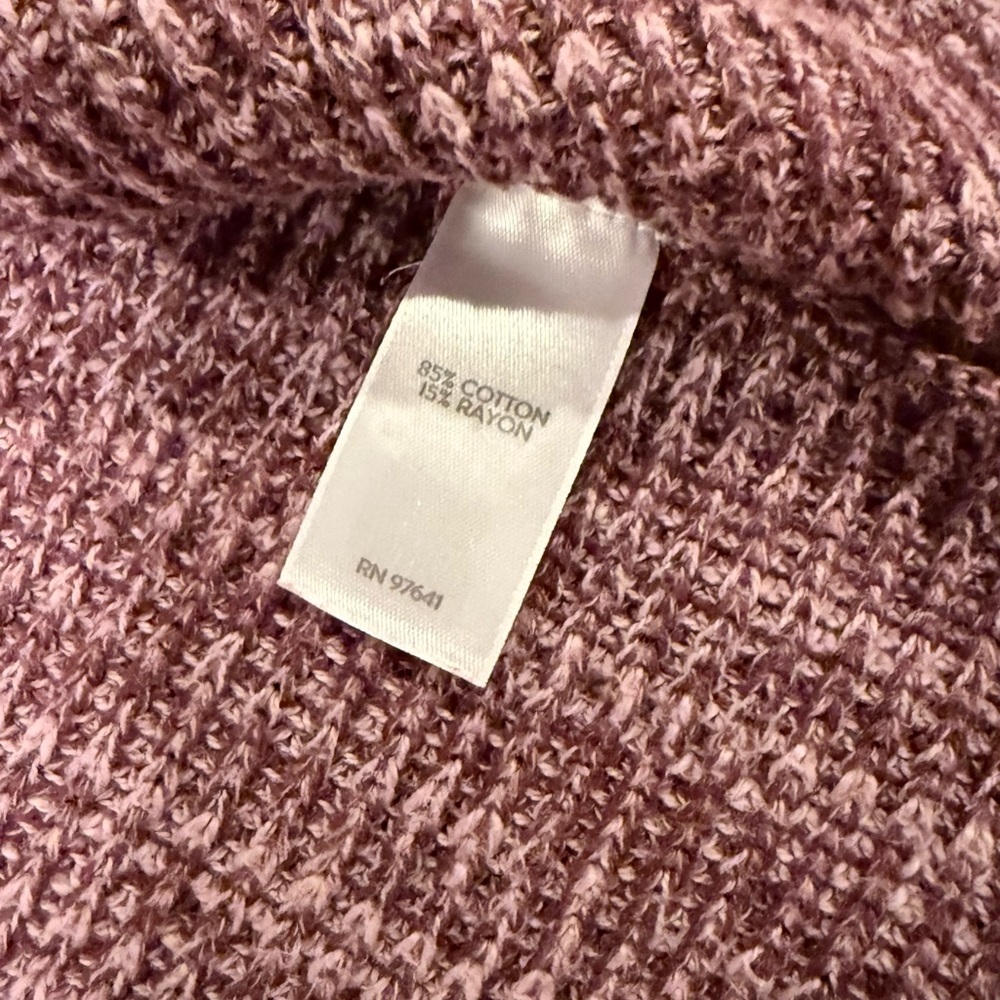 Elegant Mauve Knit Sweater - Size Large Petite - Picture 8 of 9